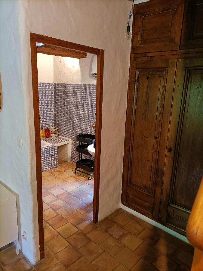 Maison Atypique Coeur De Village Historique Villeneuve-lès-Avignon Exteriör bild