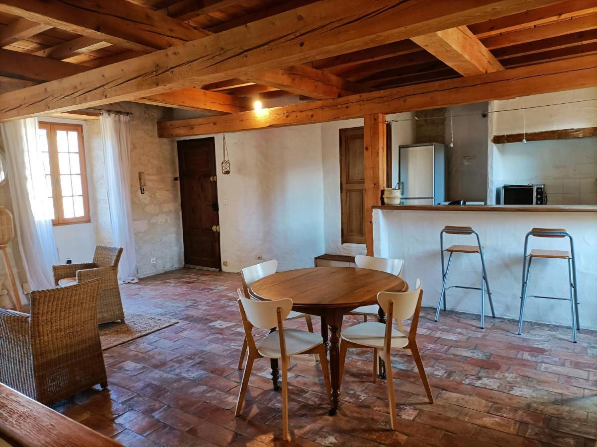 Maison Atypique Coeur De Village Historique Villeneuve-lès-Avignon Exteriör bild